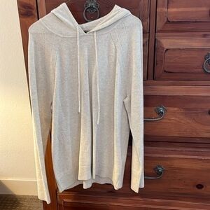 Banana Republic Women’s Cream Sweater With Hood Size Large NWOT